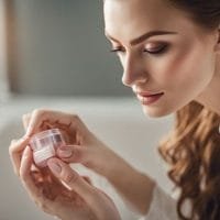 beste nagellakremover zonder aceton